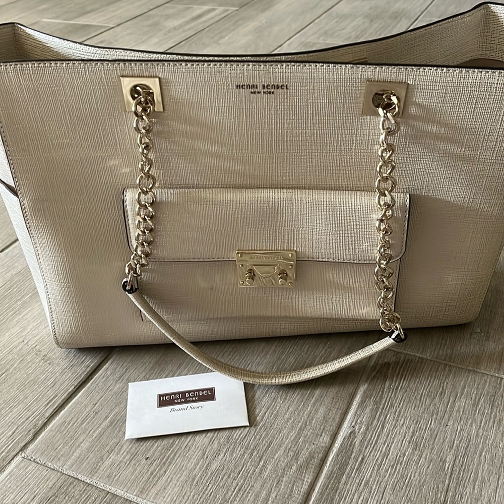 Henri Bendel Waldorf tote. In perfect condition nwot